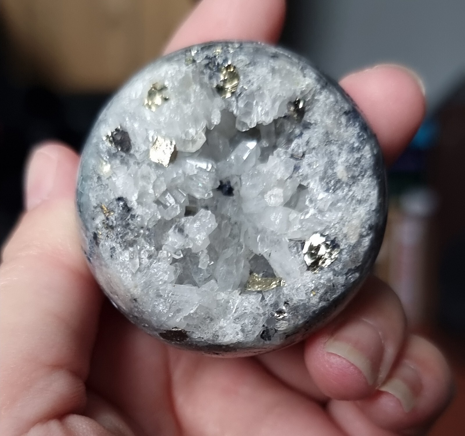 Agate Quartz Drusy 4.5 Cm Sphere Rare And Powerful
