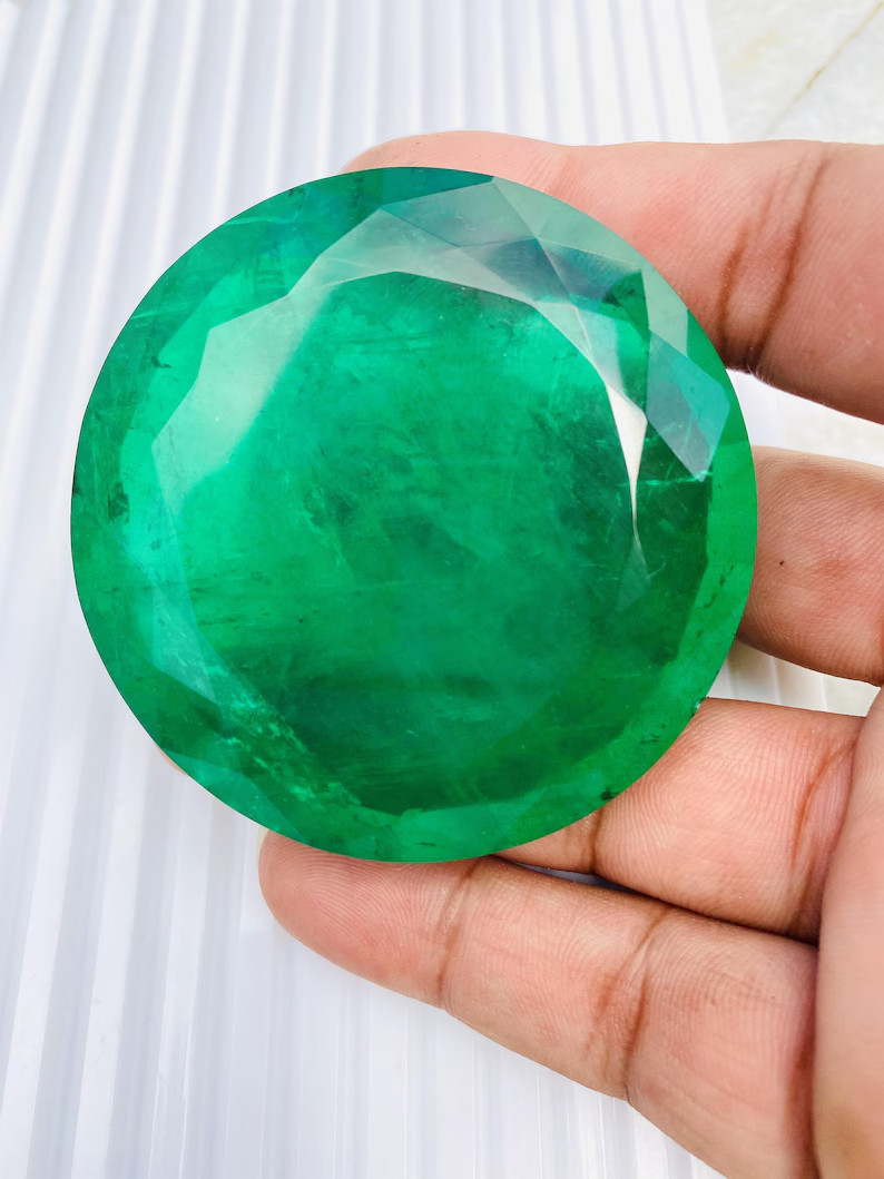 Certified Natural 200 Ct+ Colombian Green Emerald Round Cut Loose Gemstone