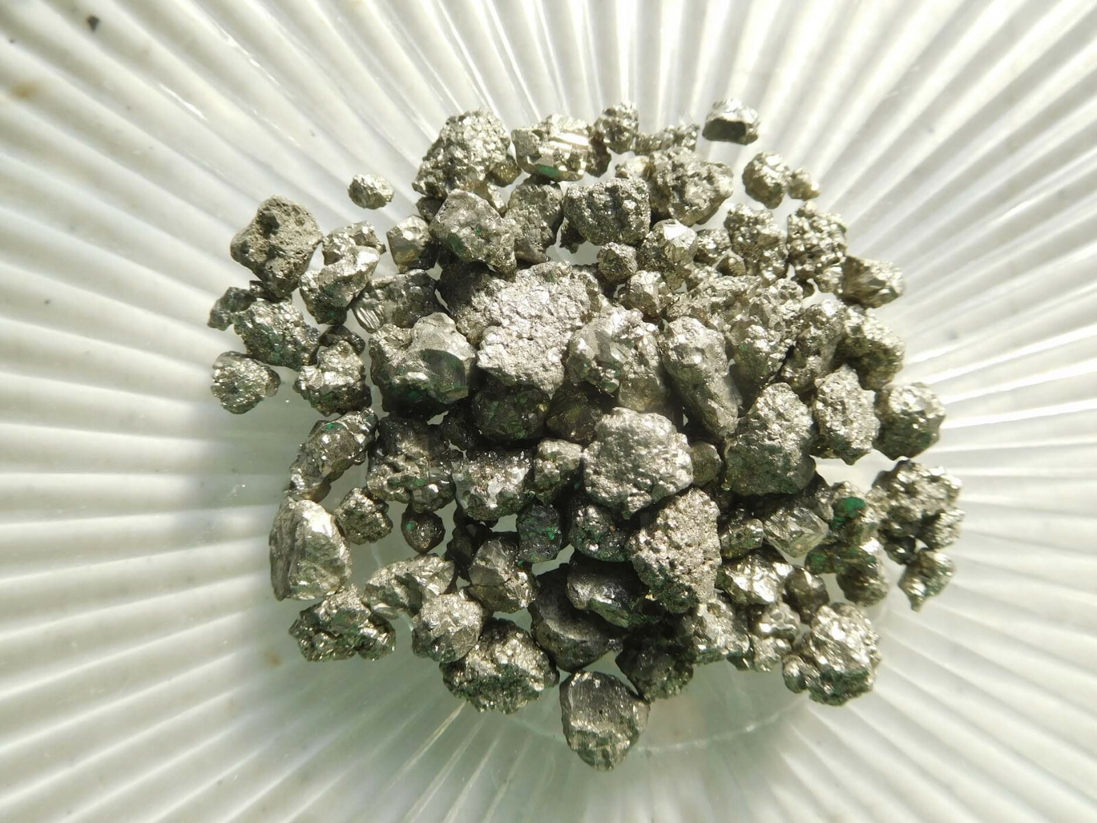 Pyrite – Medium Chips – no powder 100% Crystal – Third Eye Solar Stone of Luck