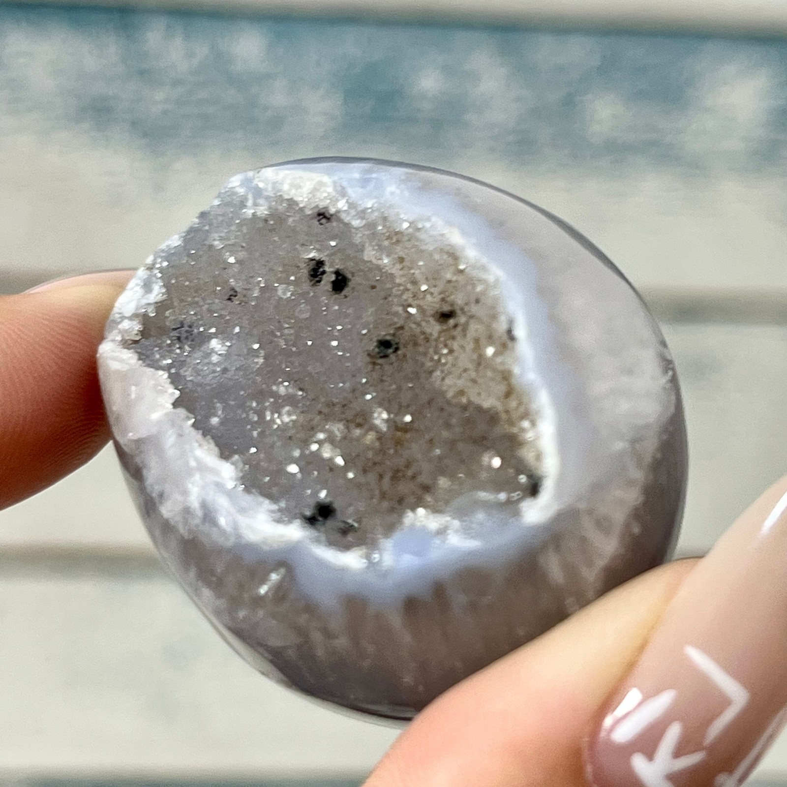 47 g Natural Crystal Agate Egg Geode Druzy Home Office Decor Display Art