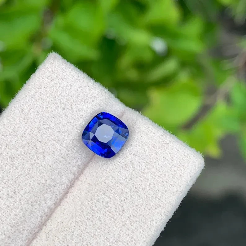 10.02 Ct+ Natural Blue Flawless Sapphire Cushion Cut Certified Loose RJ Gemstone