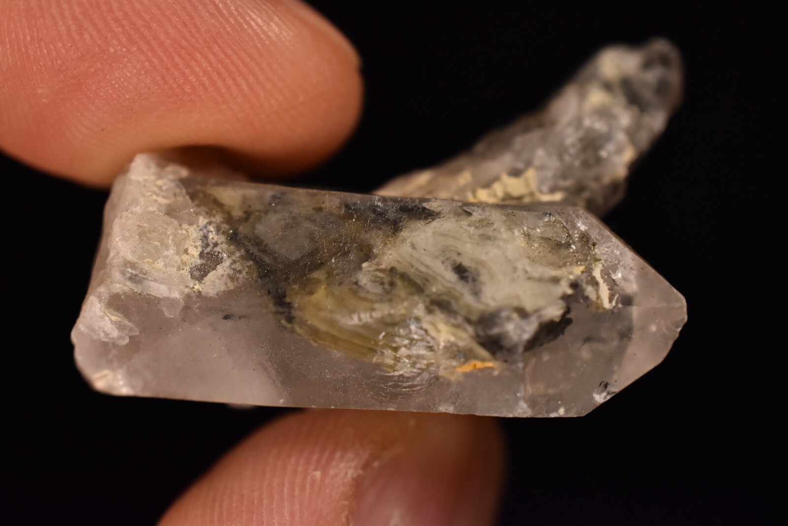 2 *QUARTZ* Crystals 3-4cm 29.2g Clear With Inclusions Natural Stone