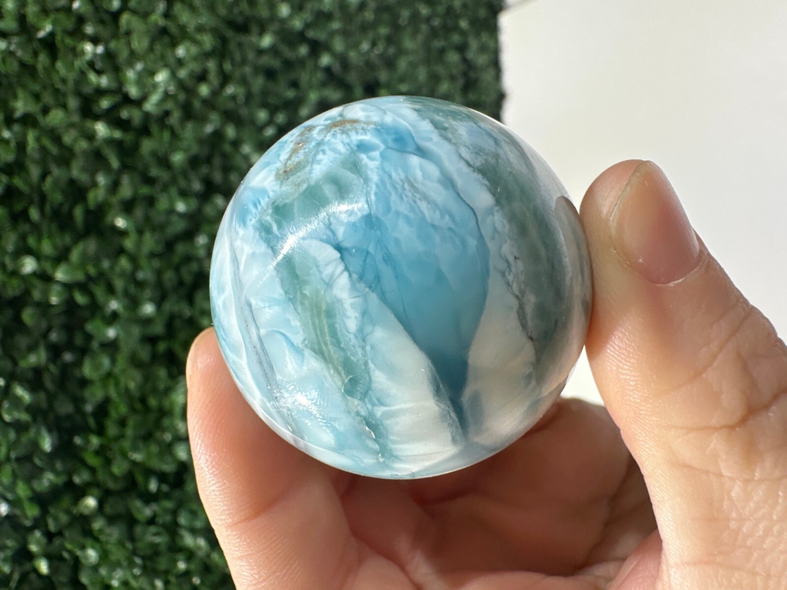 NATURAL DOMINICAN REPUBLIC PRETTY LARIMAR SPHERE 1.6 INCHES ROUND