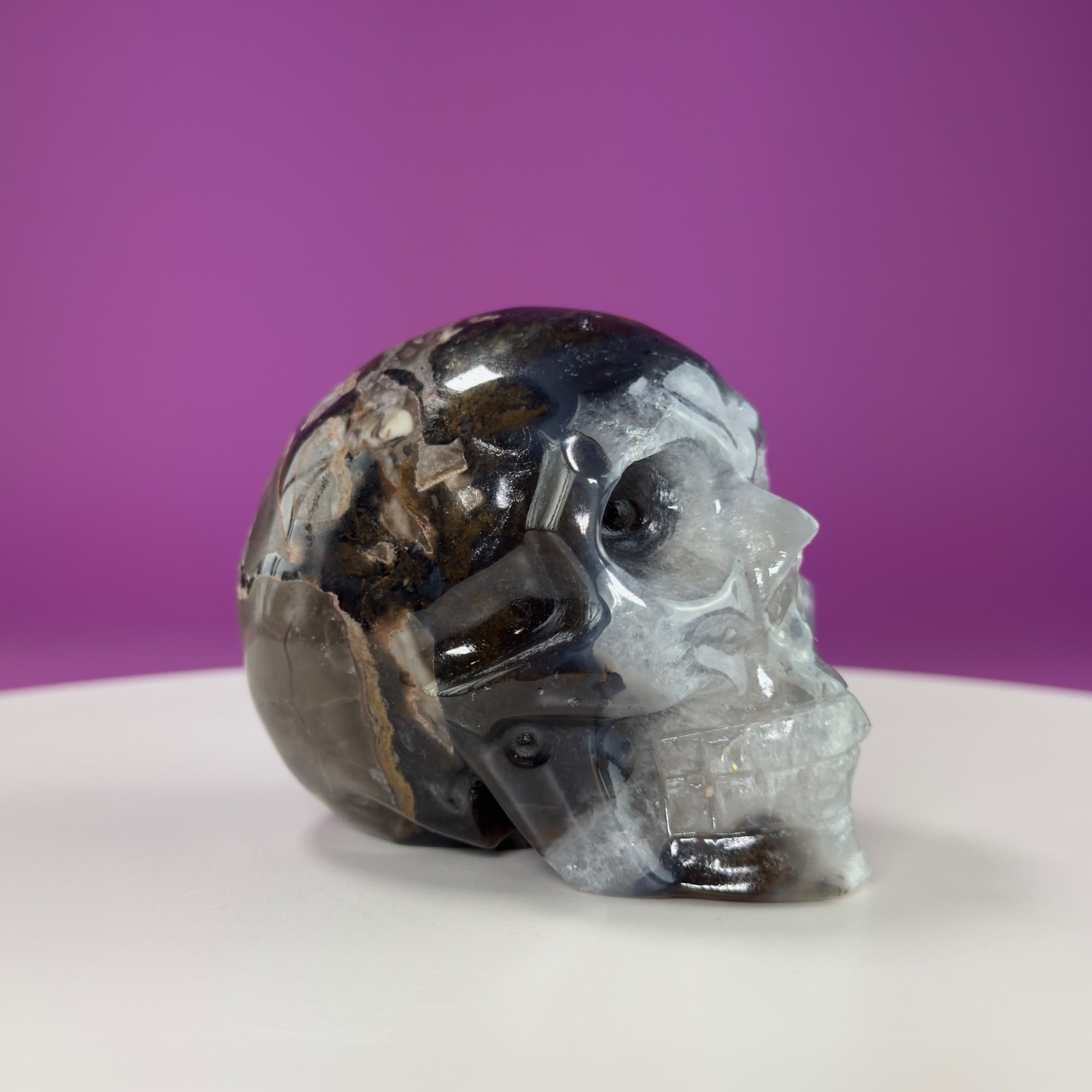 Volcanic Agate Skull, UV Reactive, 1+Pound