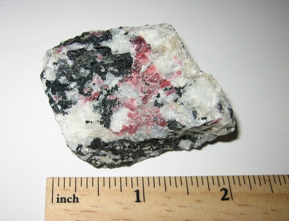 1.6″ RARE NATURAL ROUGH EUDIALYTE CRYSTAL MINERAL FROM QUEBEC, CANADA ~ 70.9g *4