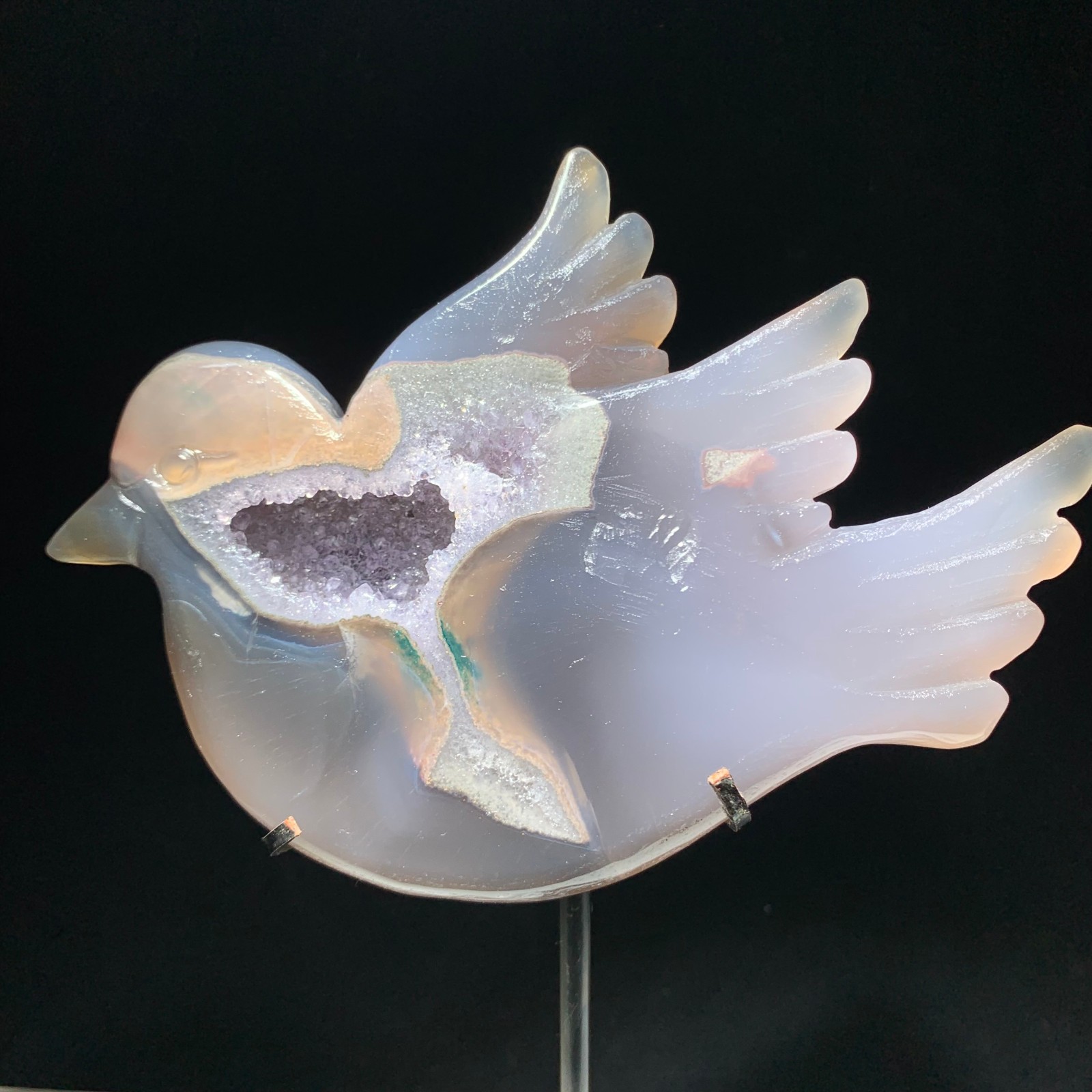 542g Natural geode agate specimen Hand carved crystal pigeon + support