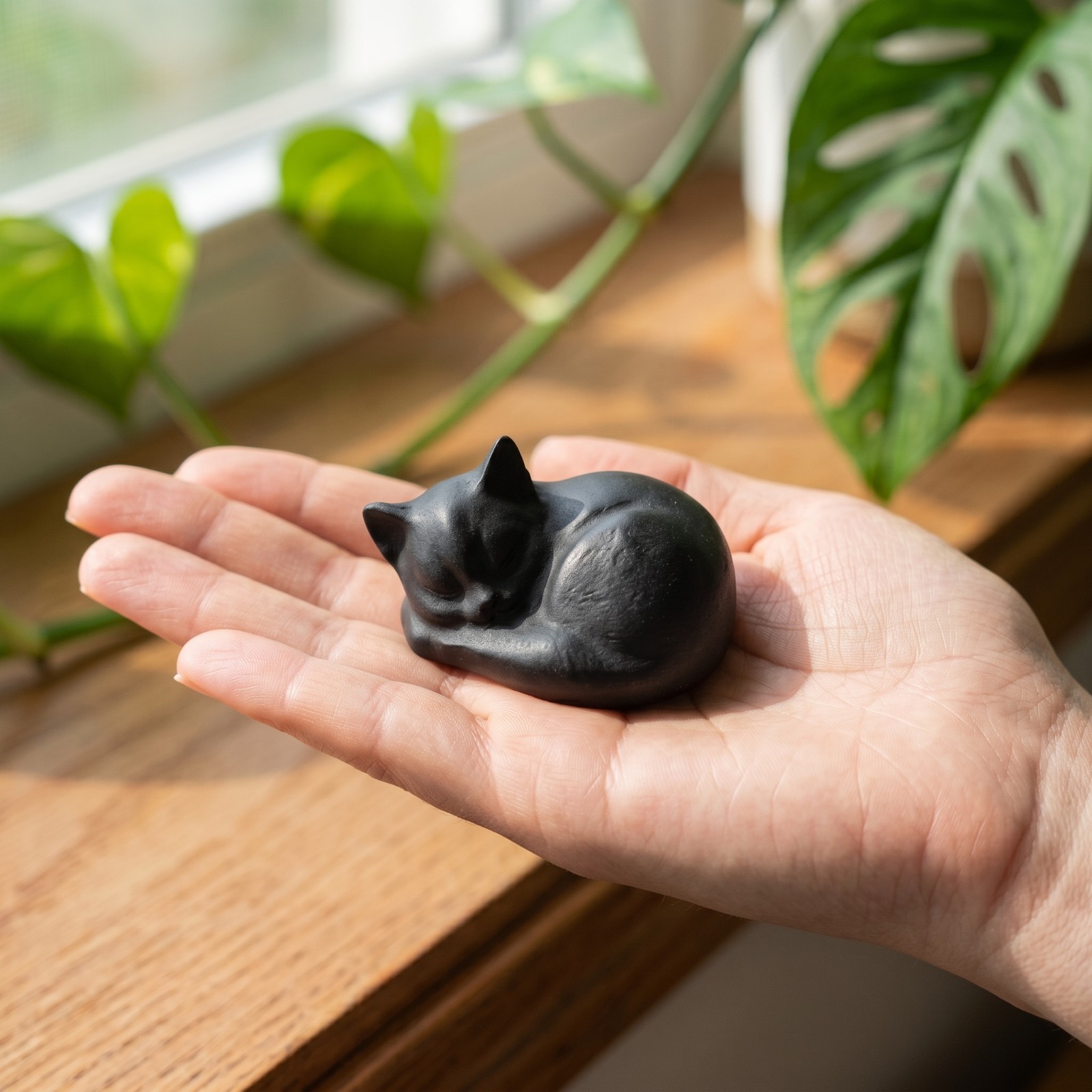 6cm Black Obsidian Sleeping Cat Crystal Carving Healing Animal Figurine Boho