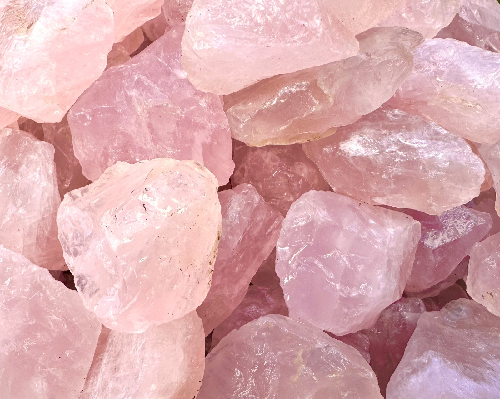 1 x Natural Rough Rose Quartz Crystal: Raw Specimen (Healing Reiki Love Stone)