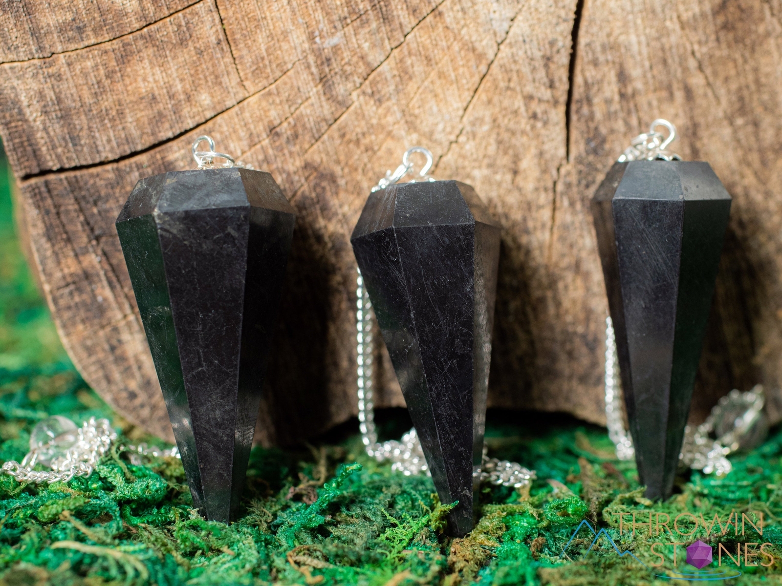 SHUNGITE Crystal Pendulum, QUARTZ Bead, Divination, Metaphysical, Healing, E1822