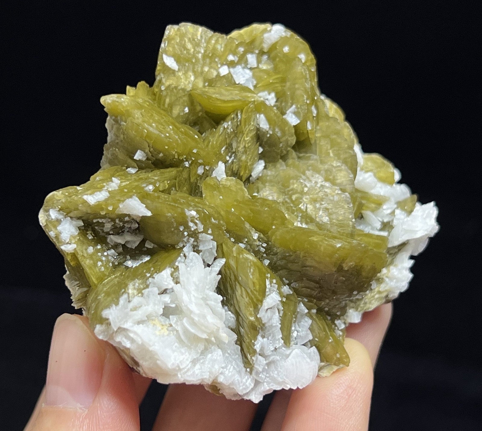 67mm 150g White Dolomite on Siderite cluster from China, Natural Mineral