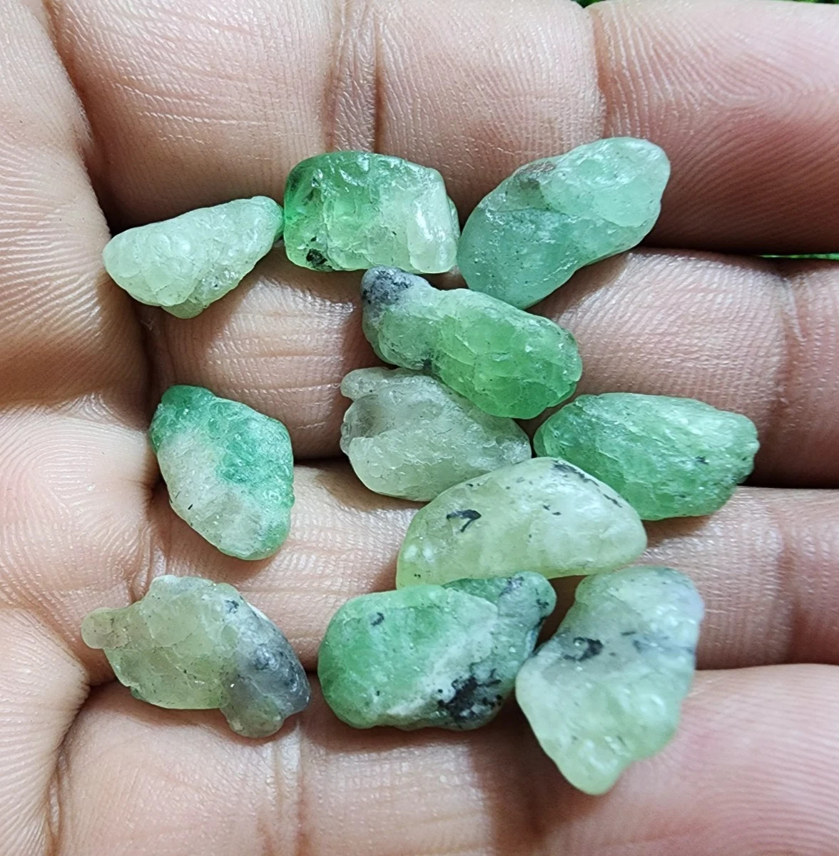 A+Beautiful Tsavorite Green Garnet Rough 11 Pcs Lot Size 14-16 MM Loose Gemstone