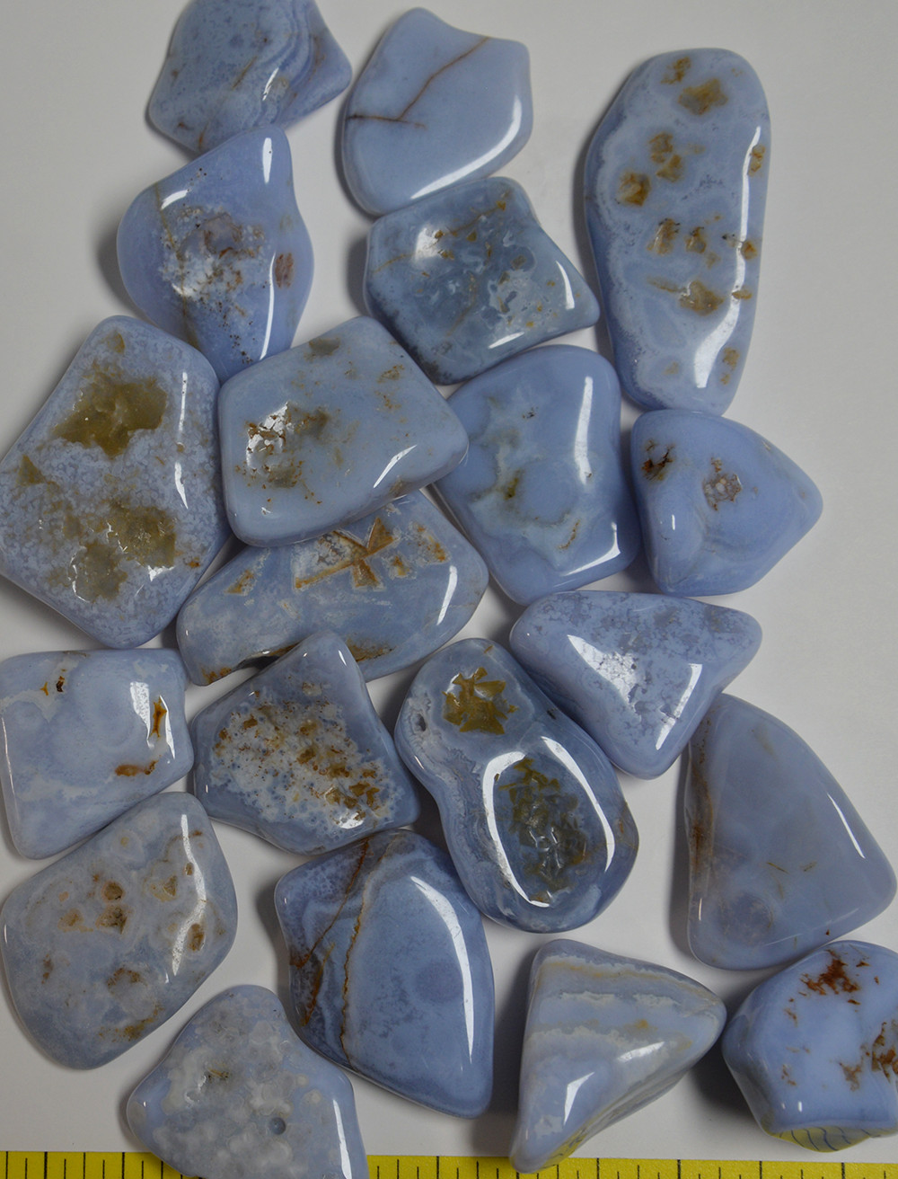 AGATE BLUE STORM “B”, XX-Large (45 to 60mm) polished stones baby blue. – 1 lb