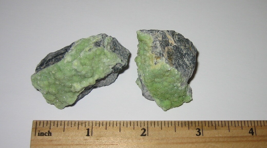 2pc BEAUTIFUL NATURAL 1.5″-1.75″ LIGHT GREEN WAVELLITE CRYSTAL CLUSTERS 59.7g *1