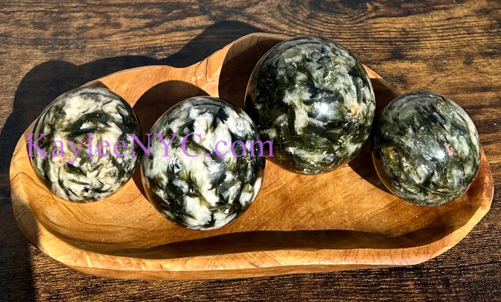 Wholesale Lot 4 pcs Natural Green Mica Sphere Crystal Healing Energy