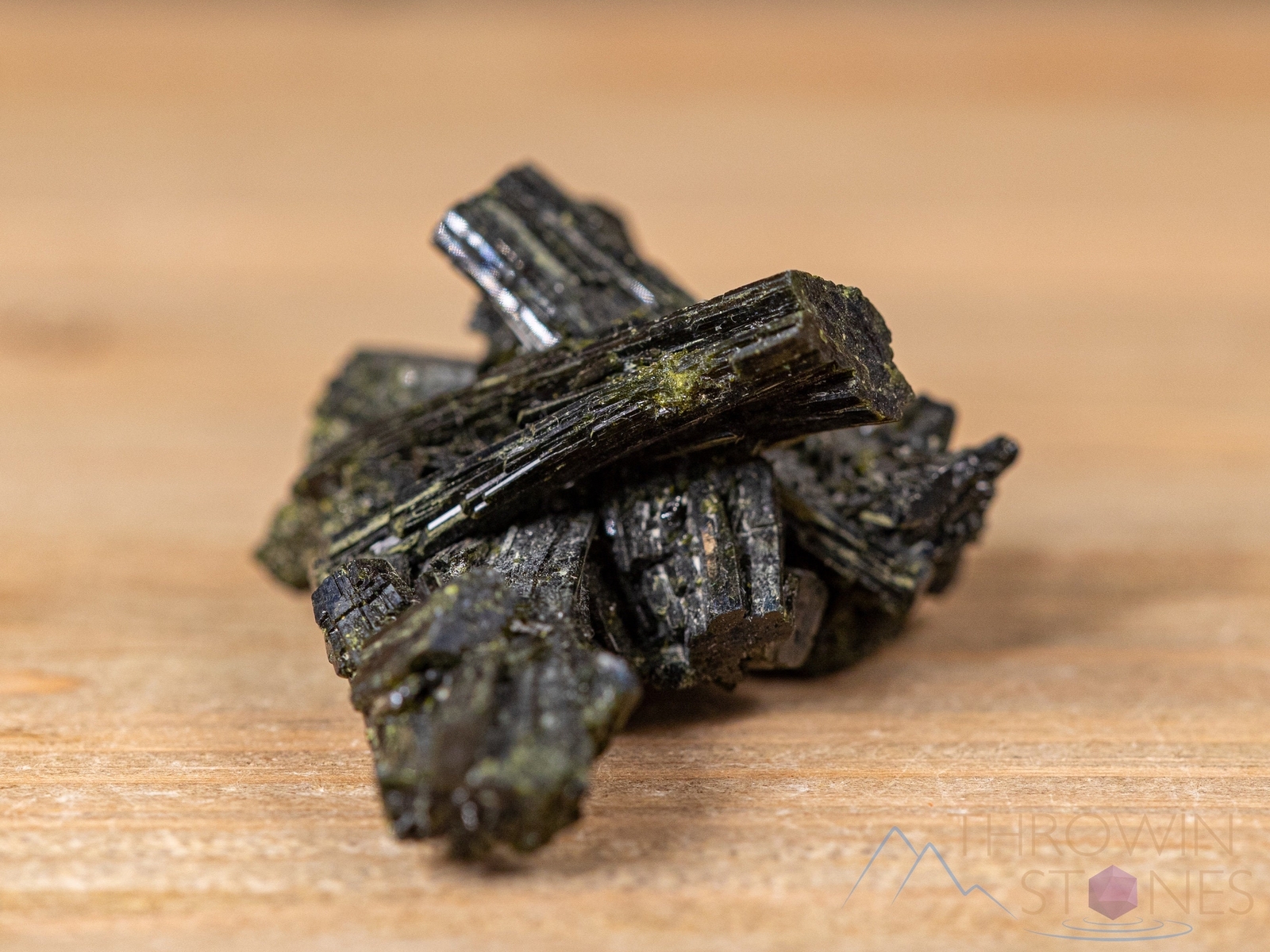 EPIDOTE Raw Crystal Cluster – Housewarming Gift, Home Decor, Raw Stones, 40738