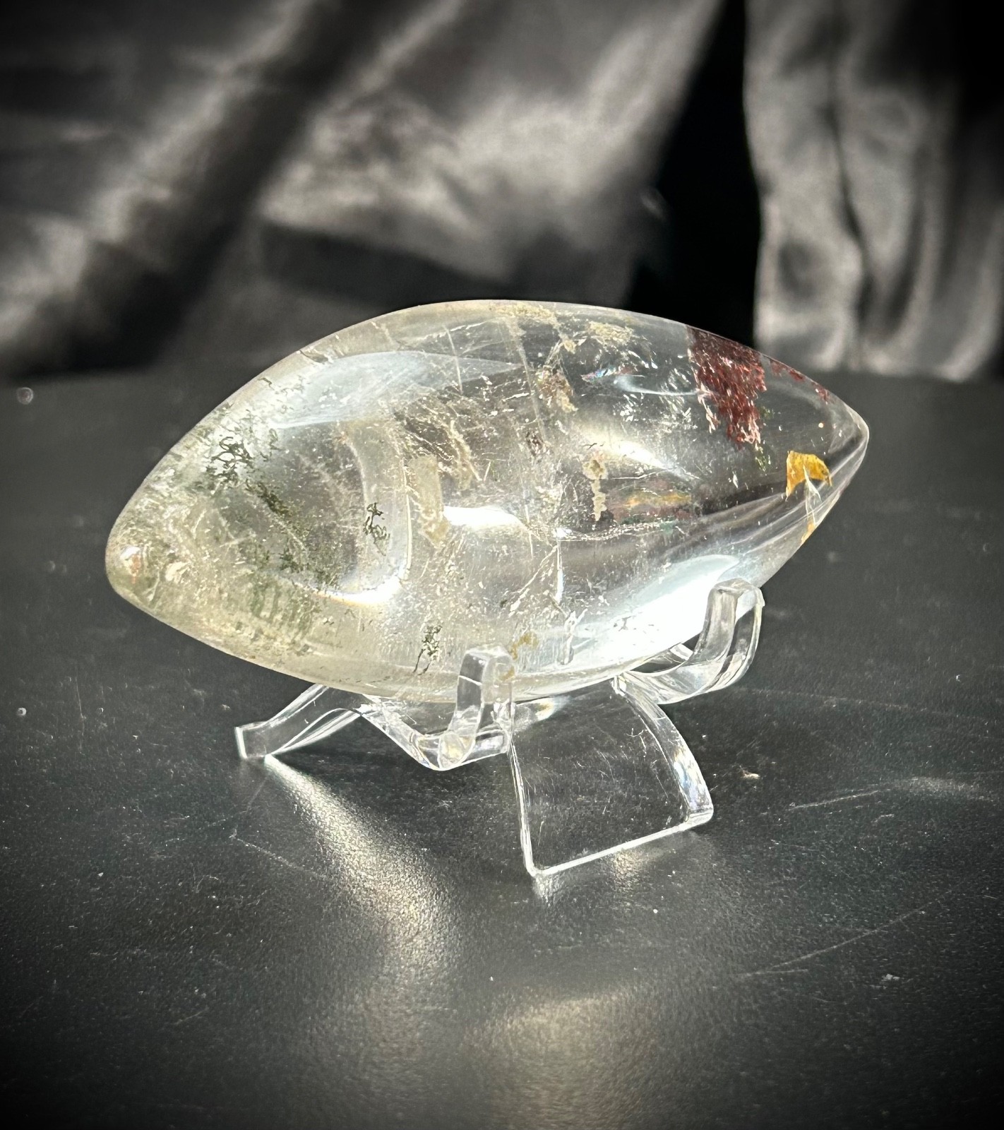 3″ High Clarity Garden Quartz Freeform With Acrylic Stand 2.3oz