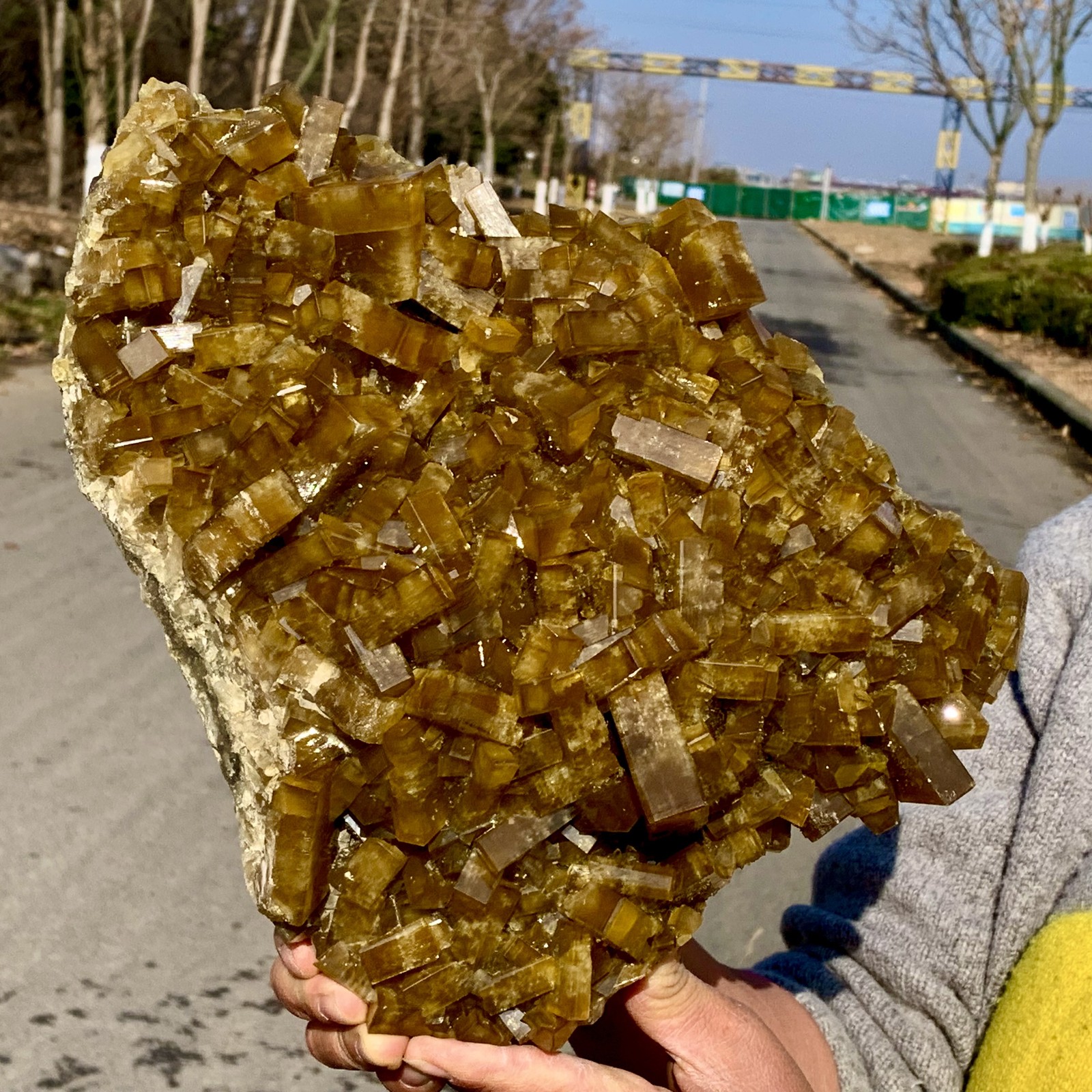 16.14LBShiny Golden Cuboid Barite Crystal Based on the Purple Spherical Fluorite
