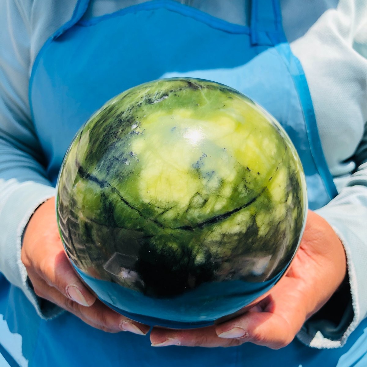 2650g Natural Southern Jade Sphere Green Serpentine Crystal Ball Healing