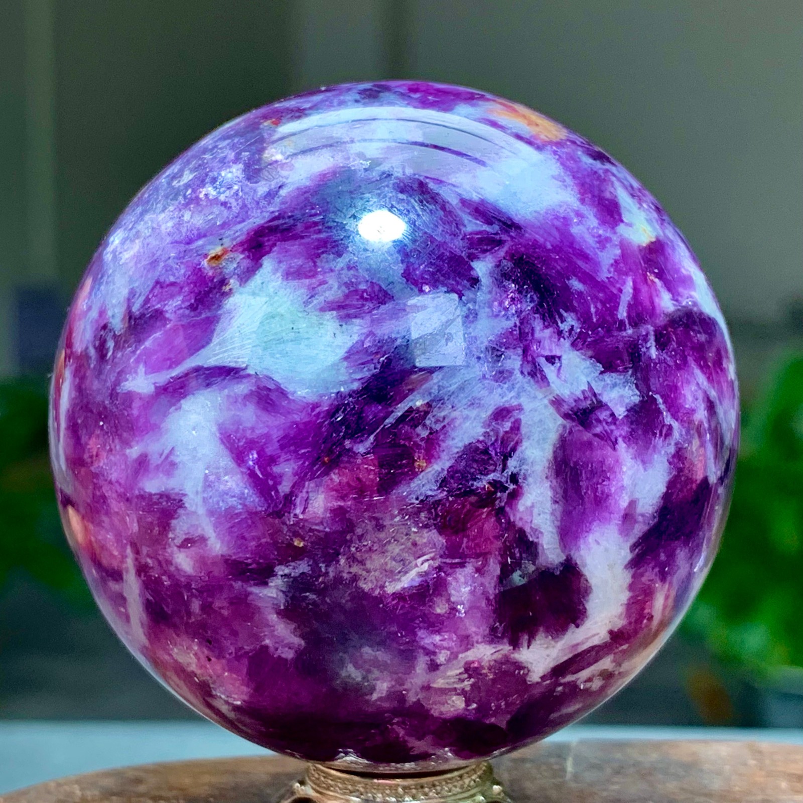 275G Natural Beautiful Purple Lithium Mica Crystal Spherical Mineral Sample