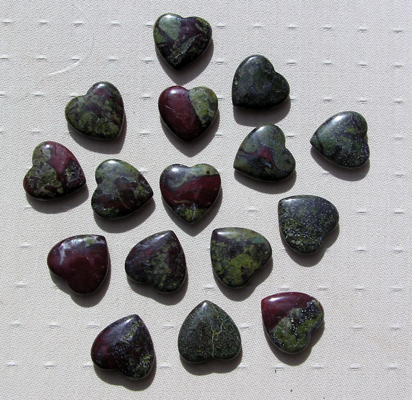 6 Dragon Blood Jasper Solid Gemstone Polished Hearts – 20mm – Chakra – Craft