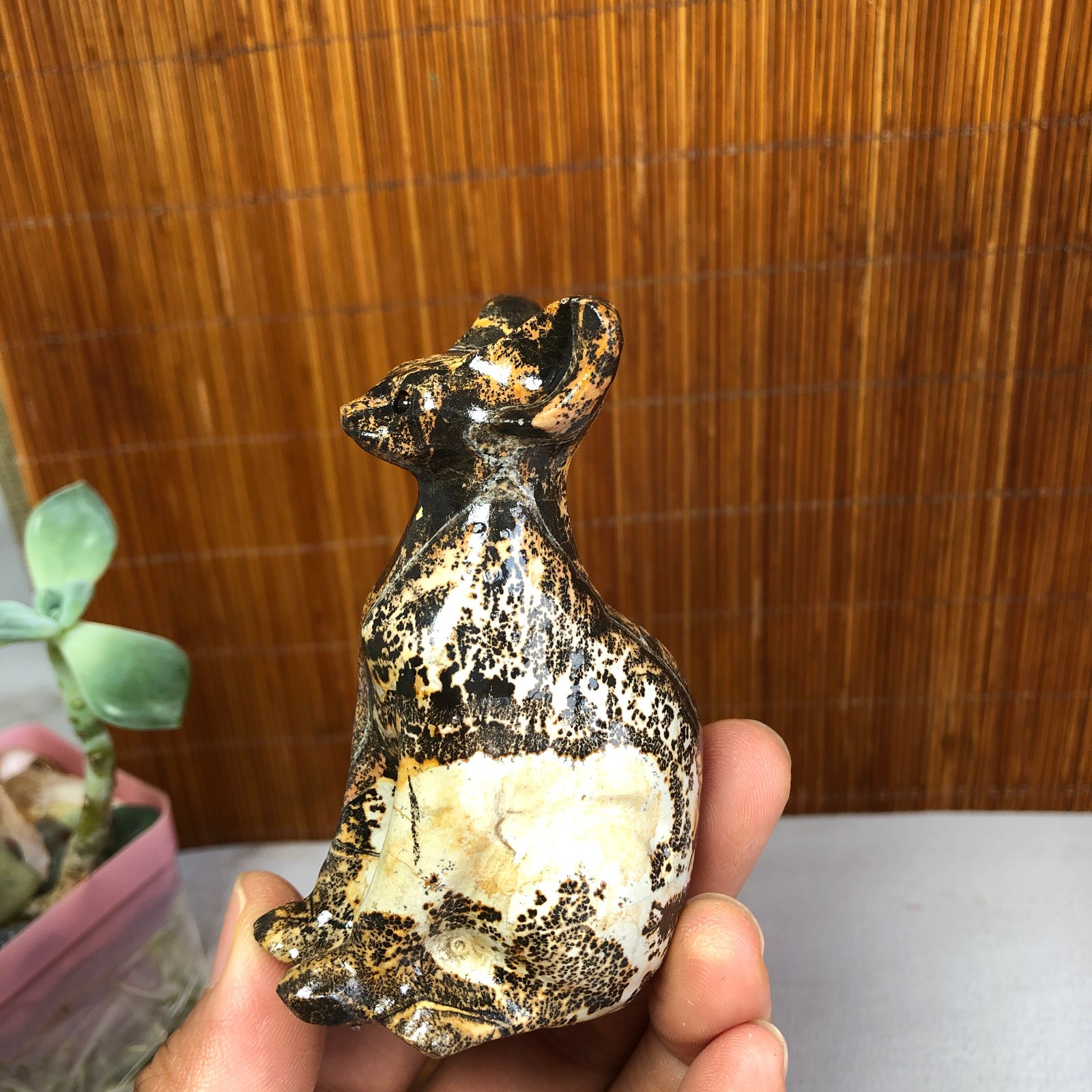Rare Natural Traditional Chinese Painting Hand Carving Animal Model 133g g8394
