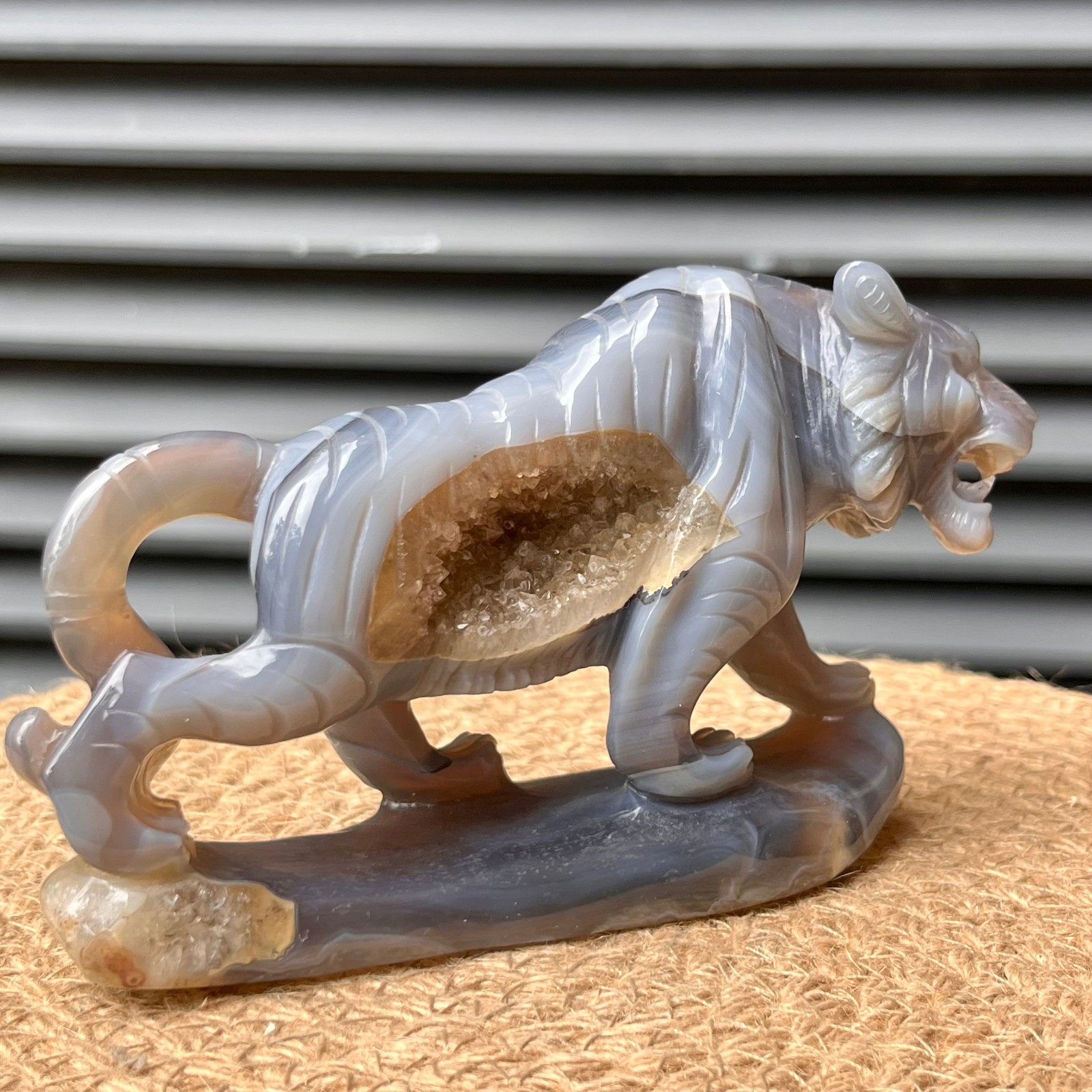 Crystal Agate Tiger Carving Detailed Animal Sculpture Stone 436 g