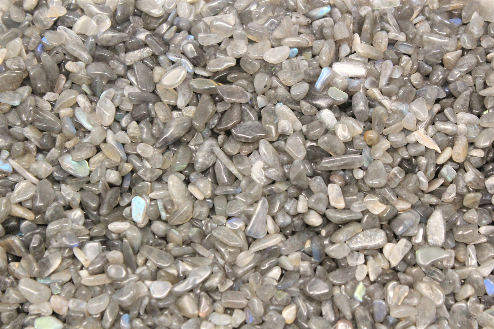 Labradorite Semi Tumbled Gemstone Mini Crystal Chips 6-8 mm (Labradorite Chips)