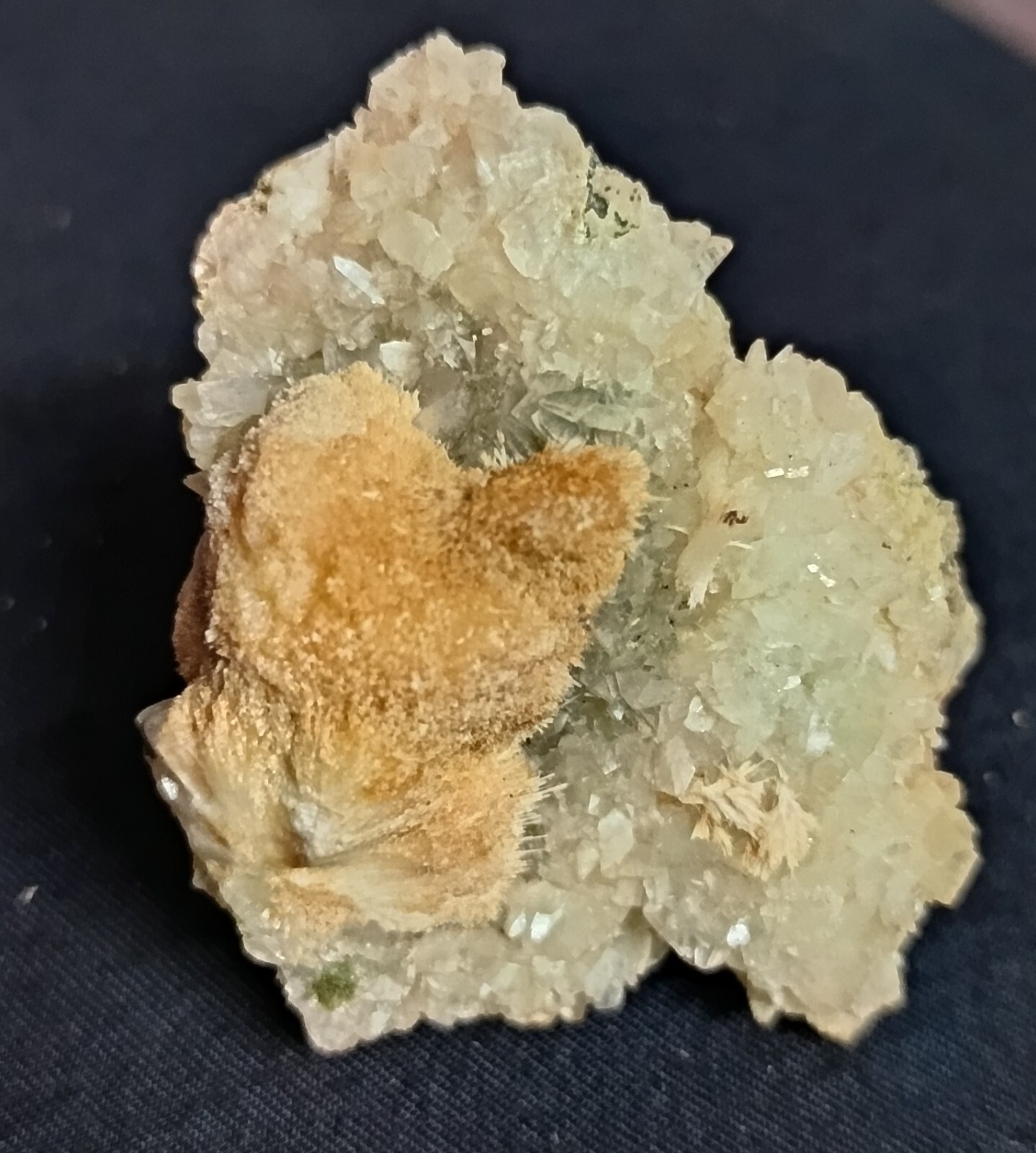 65 gr Thomsonite ball in matrix apophyllite cluster crystal 5×7.3×3.5 cm
