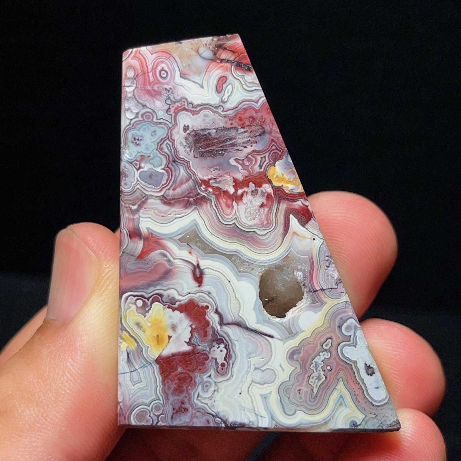 Rare 60G Natural Beautiful Crazy Agate Healing Agate Madagascar L8350