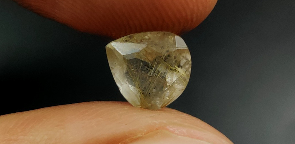 1.80 Ct Rutilated Quartz Heart 8.6X8.8X5mm Crystal Gemstone Faceted Cut W315