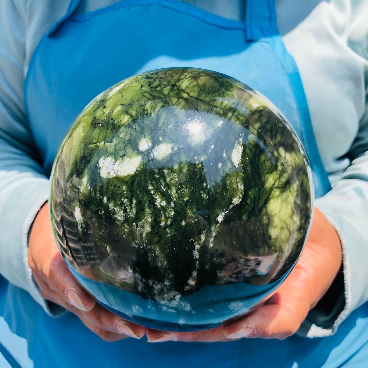 2650g Natural Southern Jade Sphere Green Serpentine Crystal Ball Healing