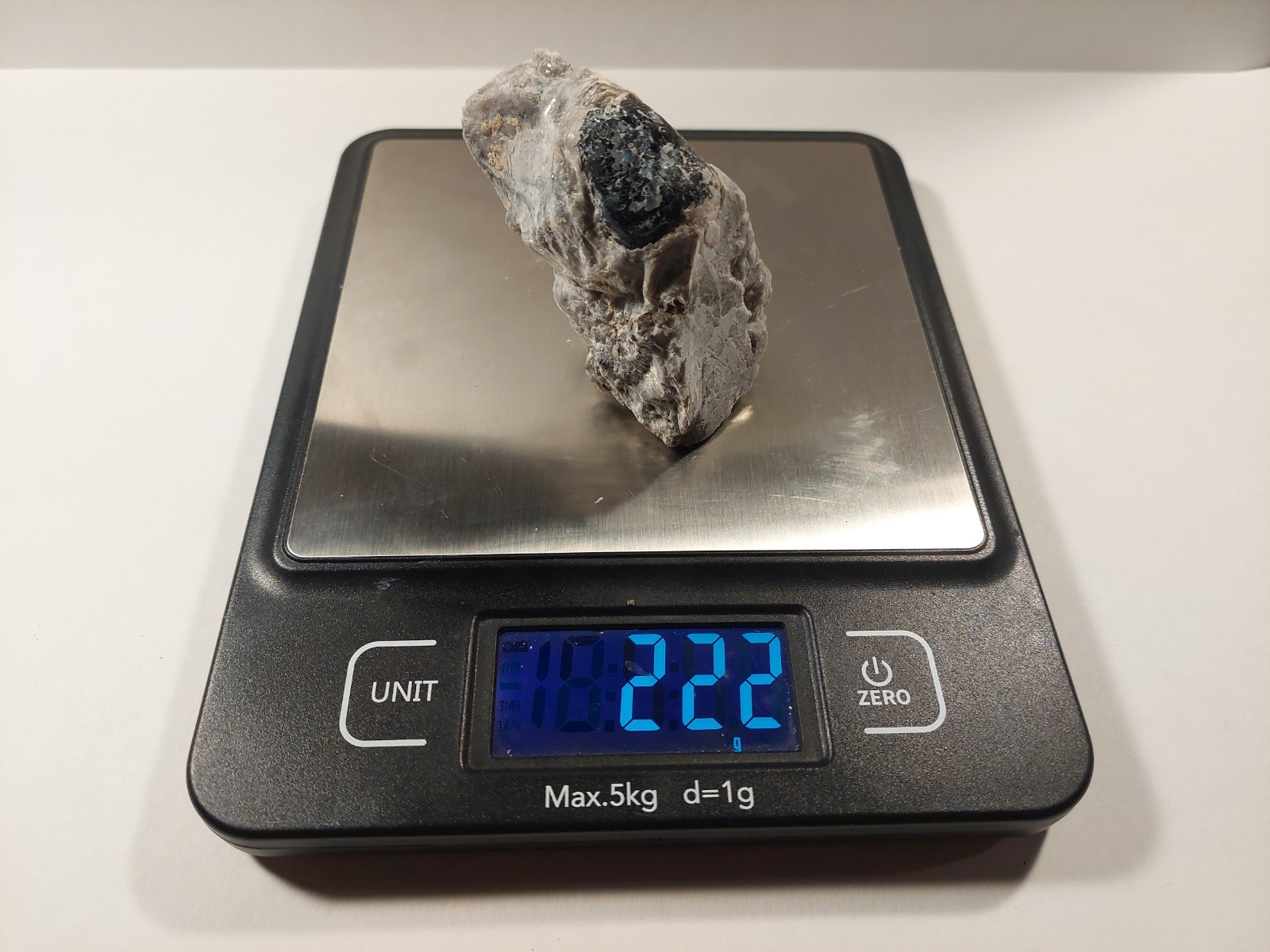 Large Apache Tear Obsidian encased in a 222g natural matrix of pearlite