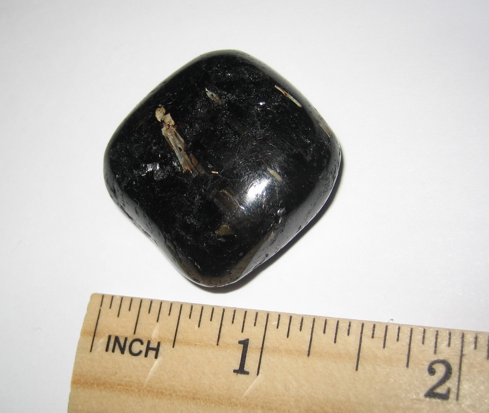 1.2″ RARE TUMBLED POLISHED AUTHENTIC NUUMMITE STONE FROM GREENLAND 25grams *14