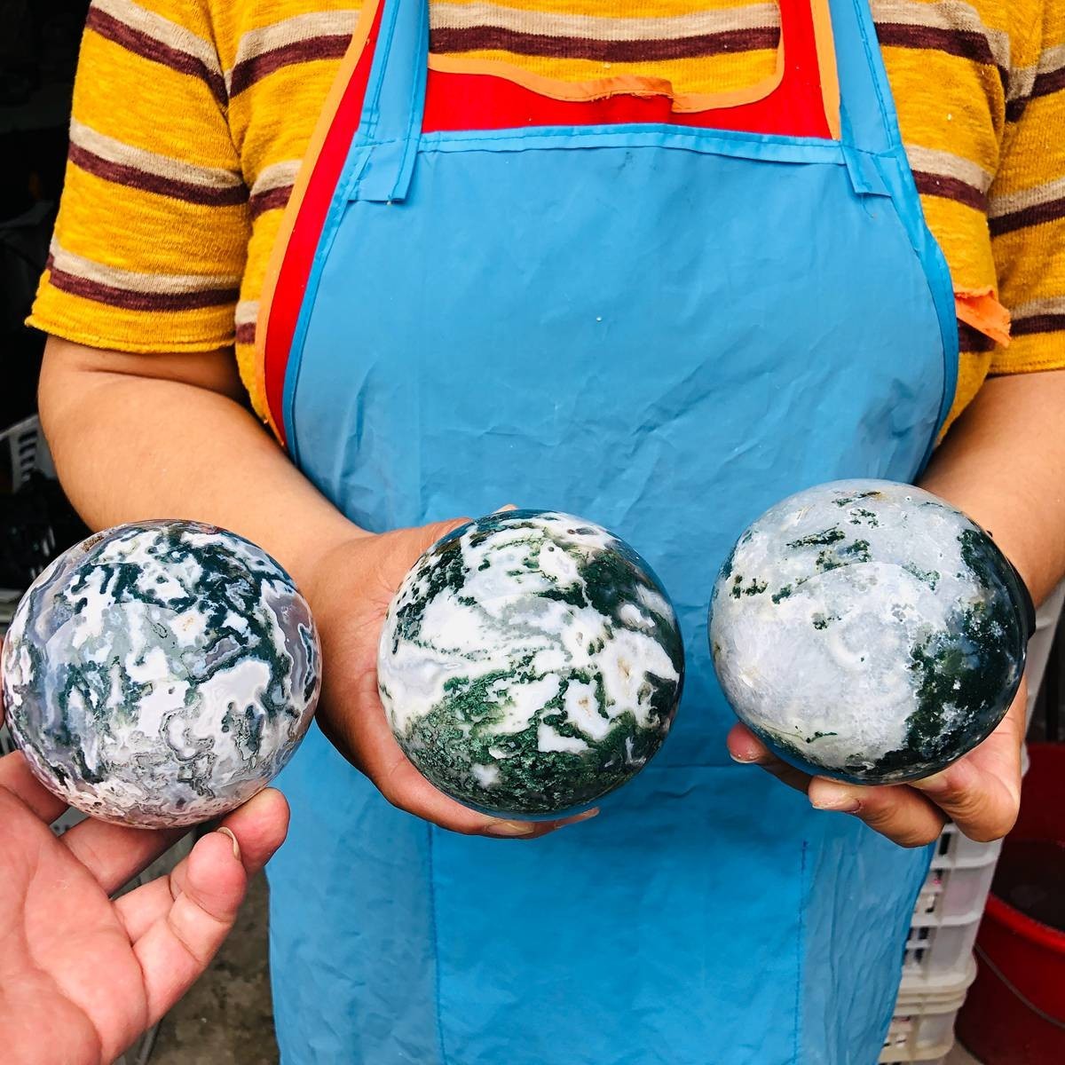 3 pieces 2490g Natural aquatic Agate Ball Quartz Crystal Sphere Healing 2111