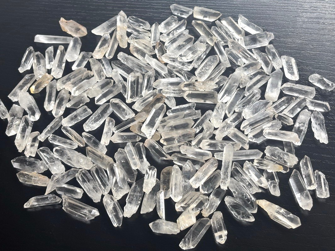 140-160PCS JEWELRY MINI POINTS 1/2 LB MICRO CLEAR QUARTZ CRYSTAL TINY TIPS ROUGH