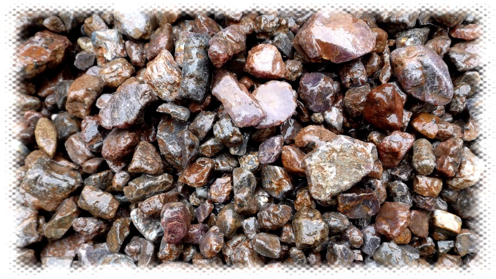 1 POUND LOTS STAR SAPPHIRE / RUBY COMMON CORUNDUM CRYSTAL ROUGH *FREE SHIPPING*
