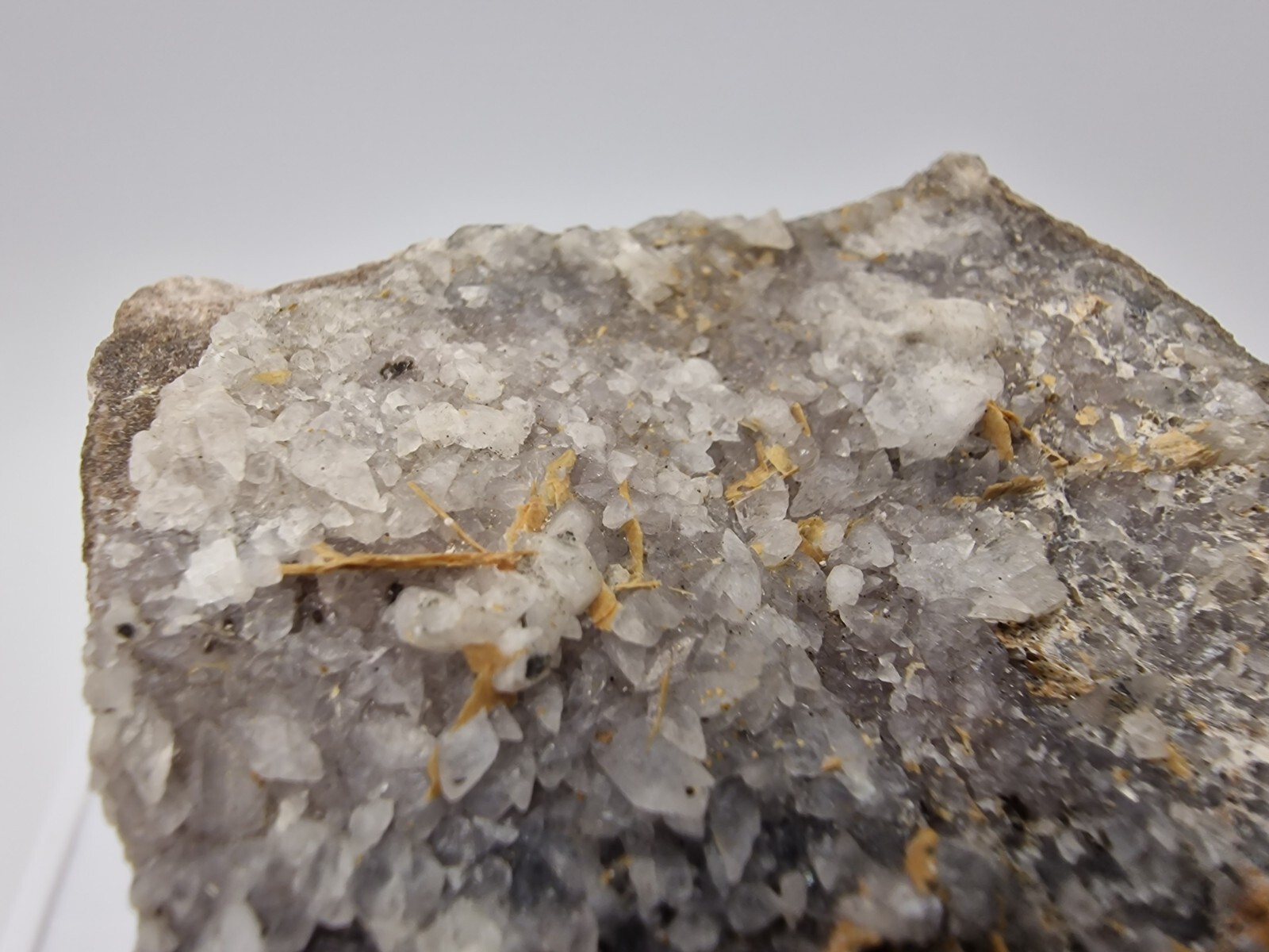 Pyroaurite and Calcite crystals From Langban , Värmlands län , Sweden
