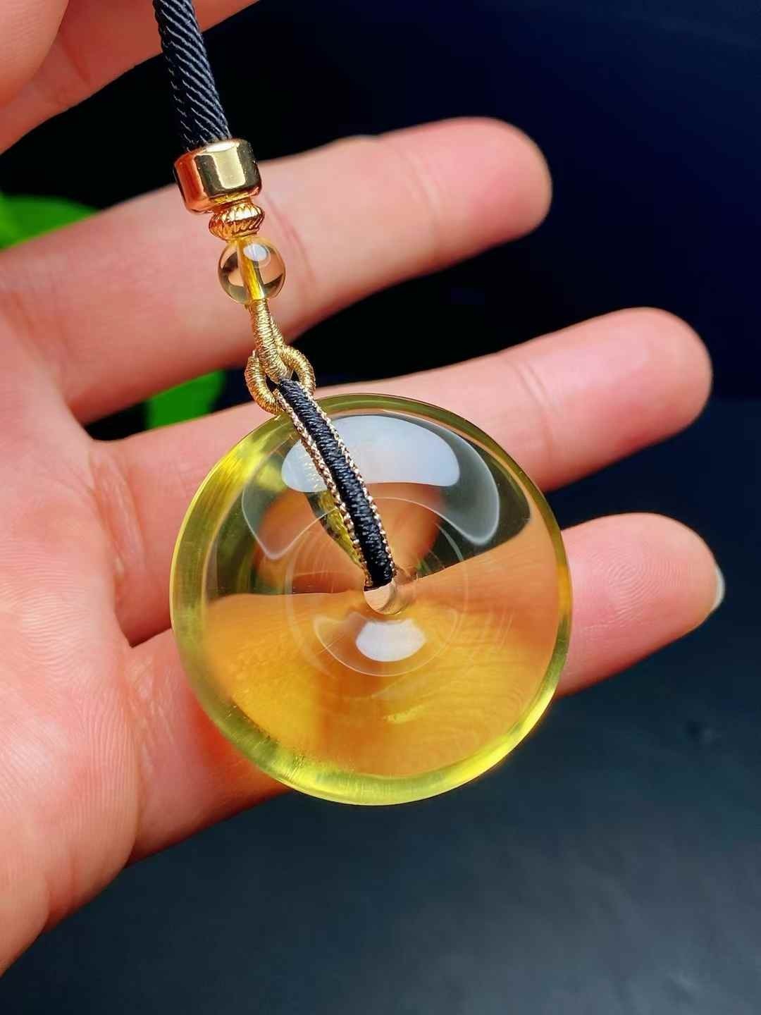 Natural and Exquisite yellow Citrine Pendant Mother’s Day Gift