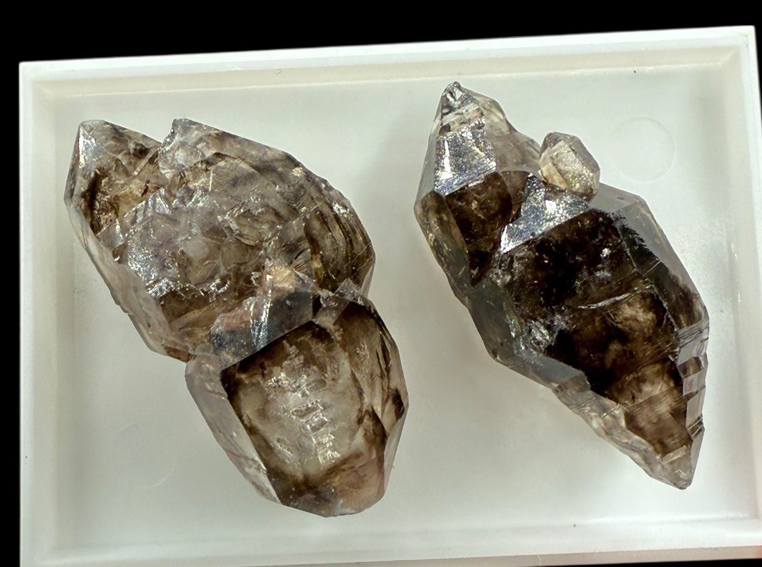 Smoky Quartz Crystals (2): Mooralla . Victoria , Australia 🇦🇺