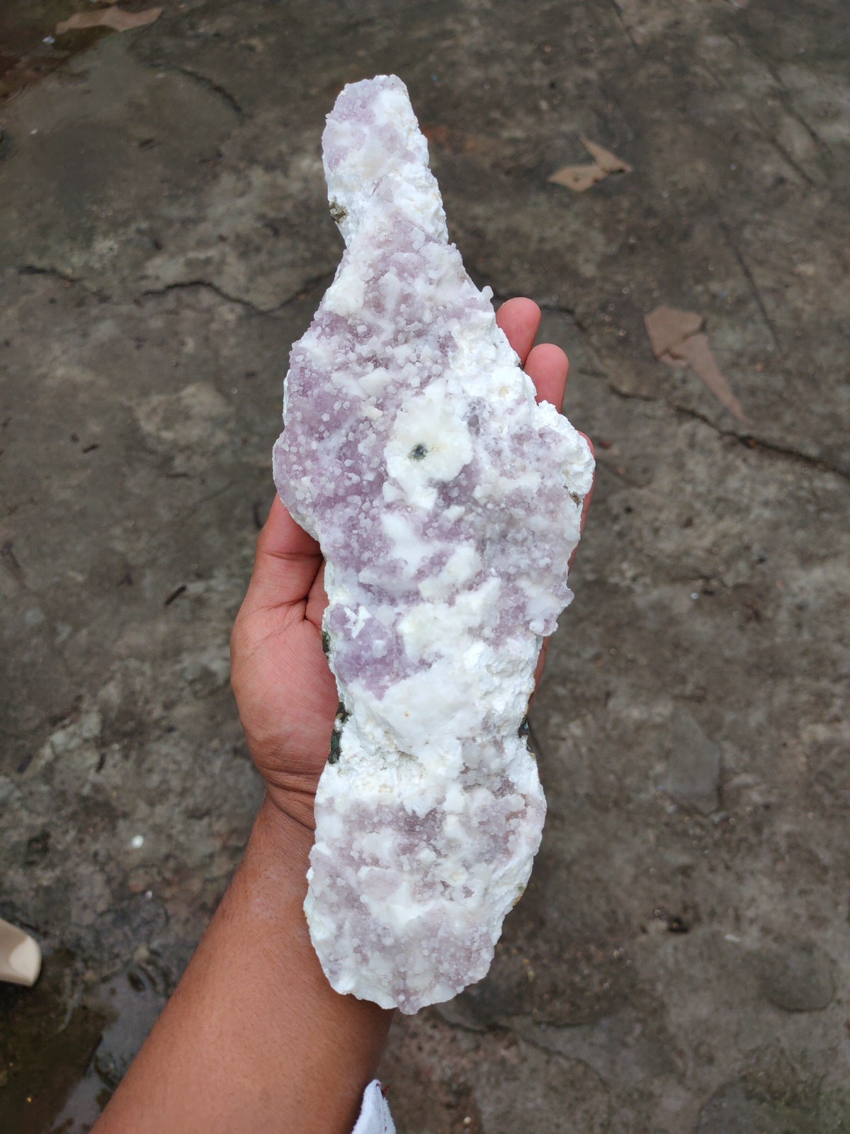 Purple Quartz with Milky Apophyllite Natural mineral specimen