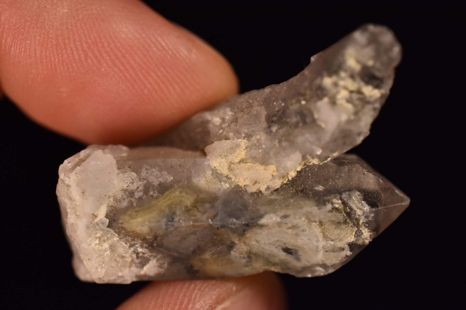 2 *QUARTZ* Crystals 3-4cm 29.2g Clear With Inclusions Natural Stone