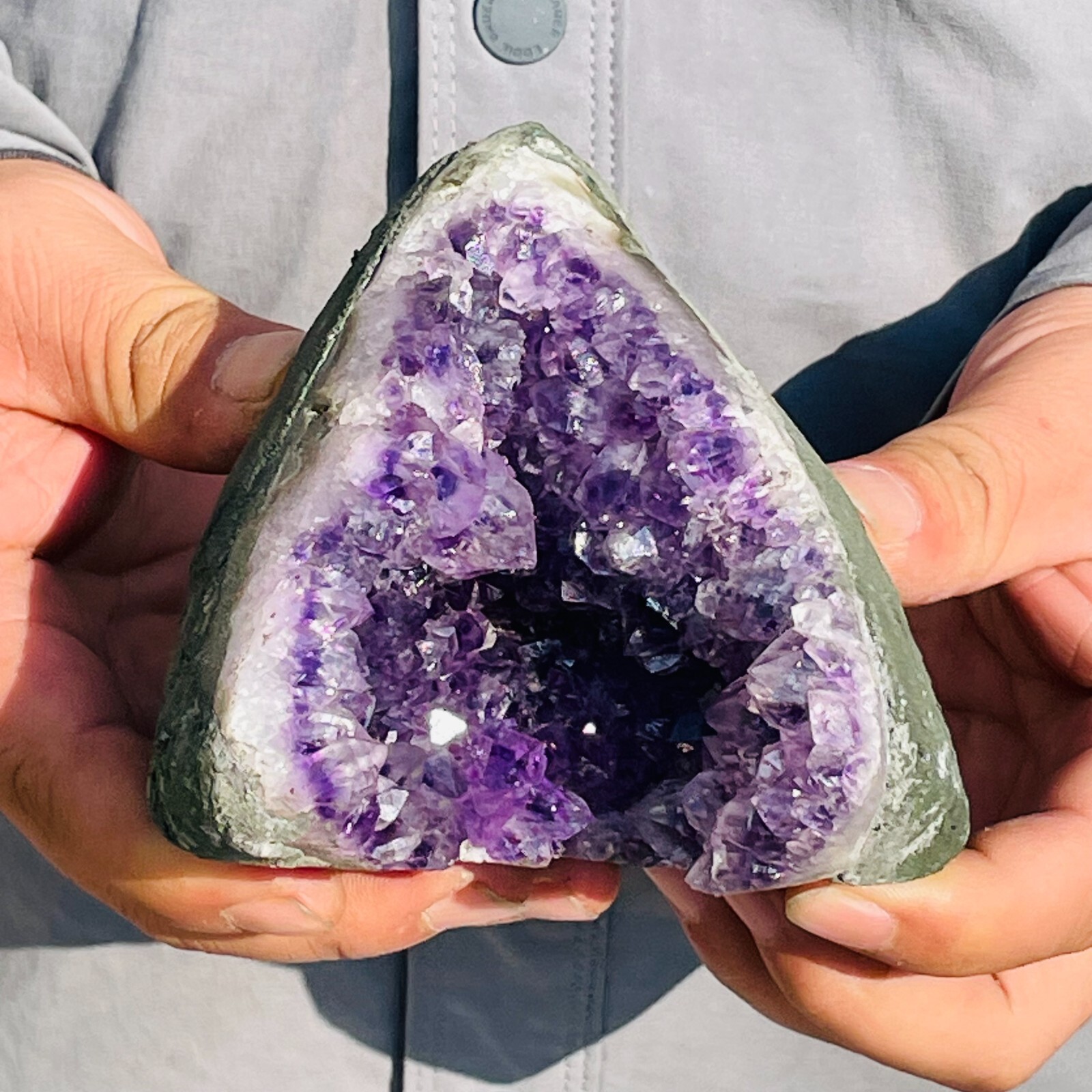 1160g Beautiful Purple Amethyst Quartz Crystal Geode Cut Base Specimen Healing