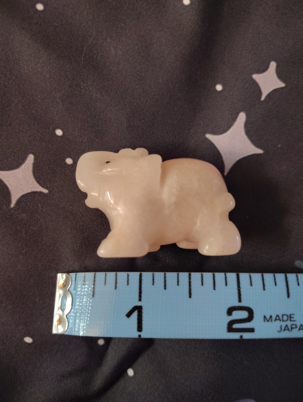 Flower Agate Elephant Carving