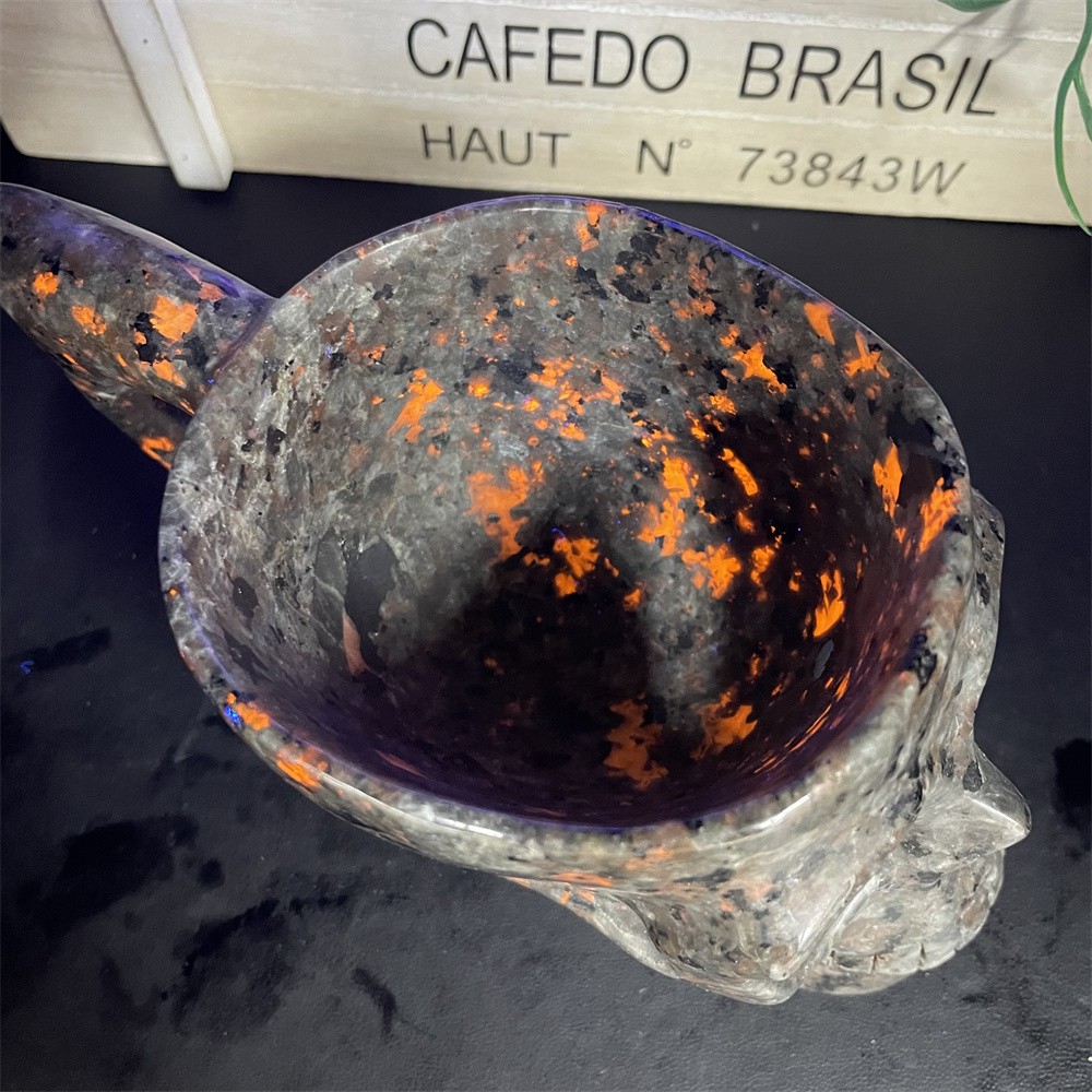 2.2LB 6.3″ Natural Yooperlite Skull Cup Crystal Reiki Heal Carving Gift Decor