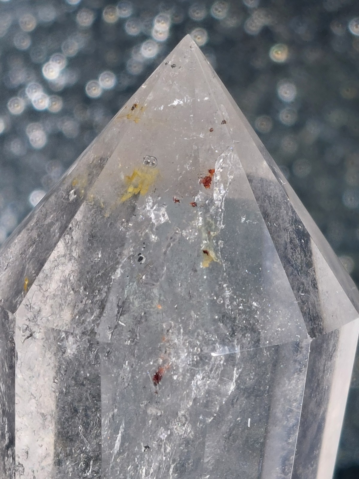Clear Quartz 12-Sided Vogel Wand 164.9g 14.9cm w/ Rainbow Master Healer