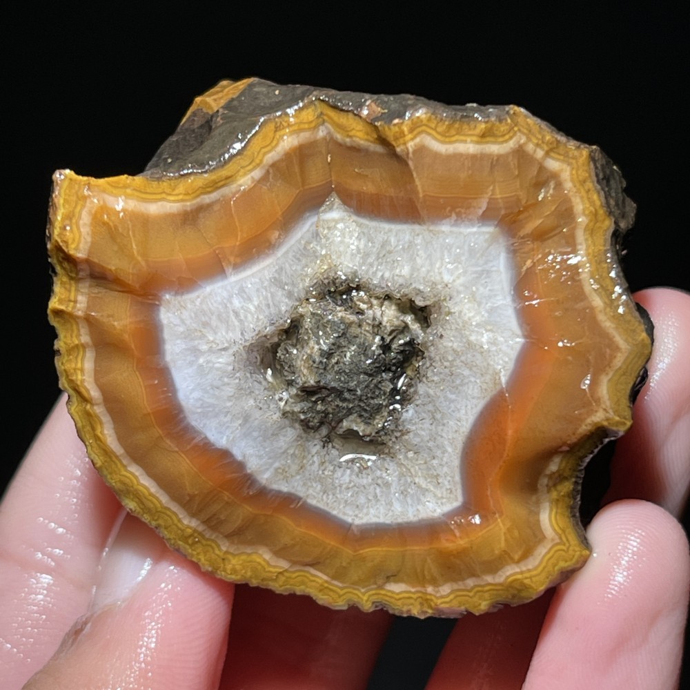 Half Rough Agate ore crystal Achat Nodule Chinese bloody battle Agate 70g D613