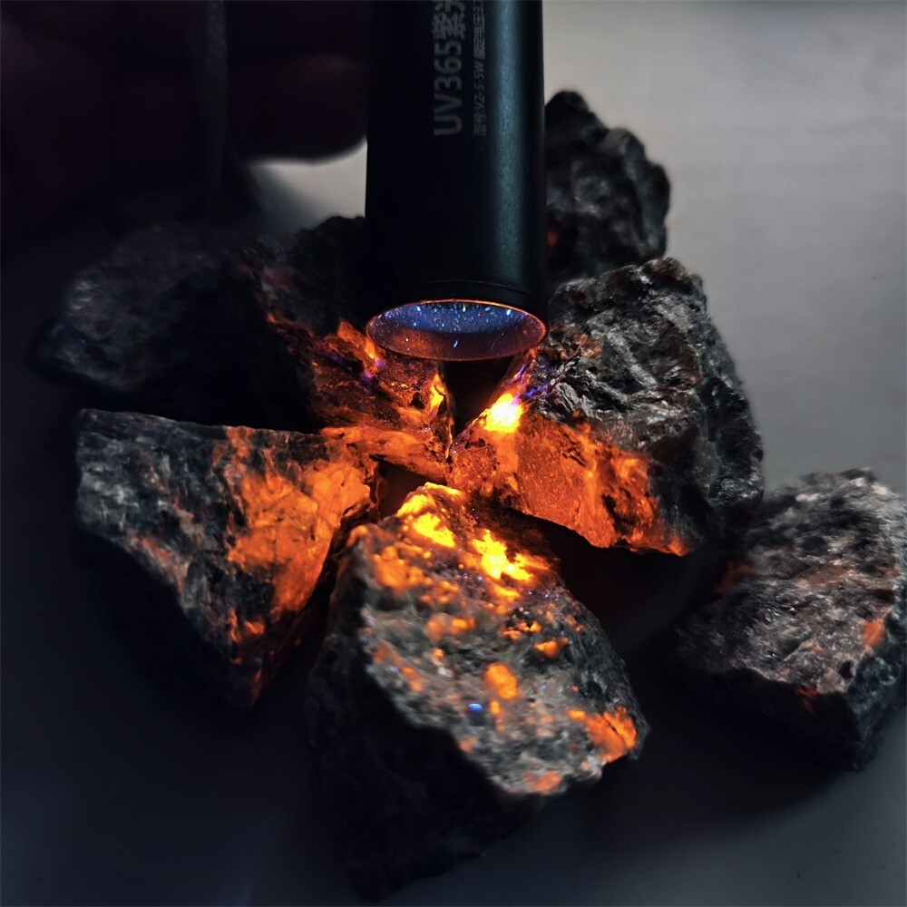3Pcs Natural Raw Rough Yooperlite Flame Rocks Glow Under UV Mineral Specimens