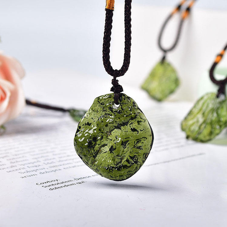 2PC Crystal Green Gem Moldavite Meteorite Glass Necklace Pendant Charm Stone
