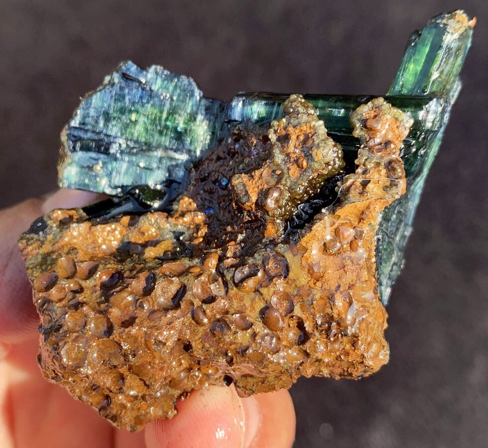 359CT Gemmy! Natural Transparent Green Vivianite Crystal Specimen Brazil ie5083