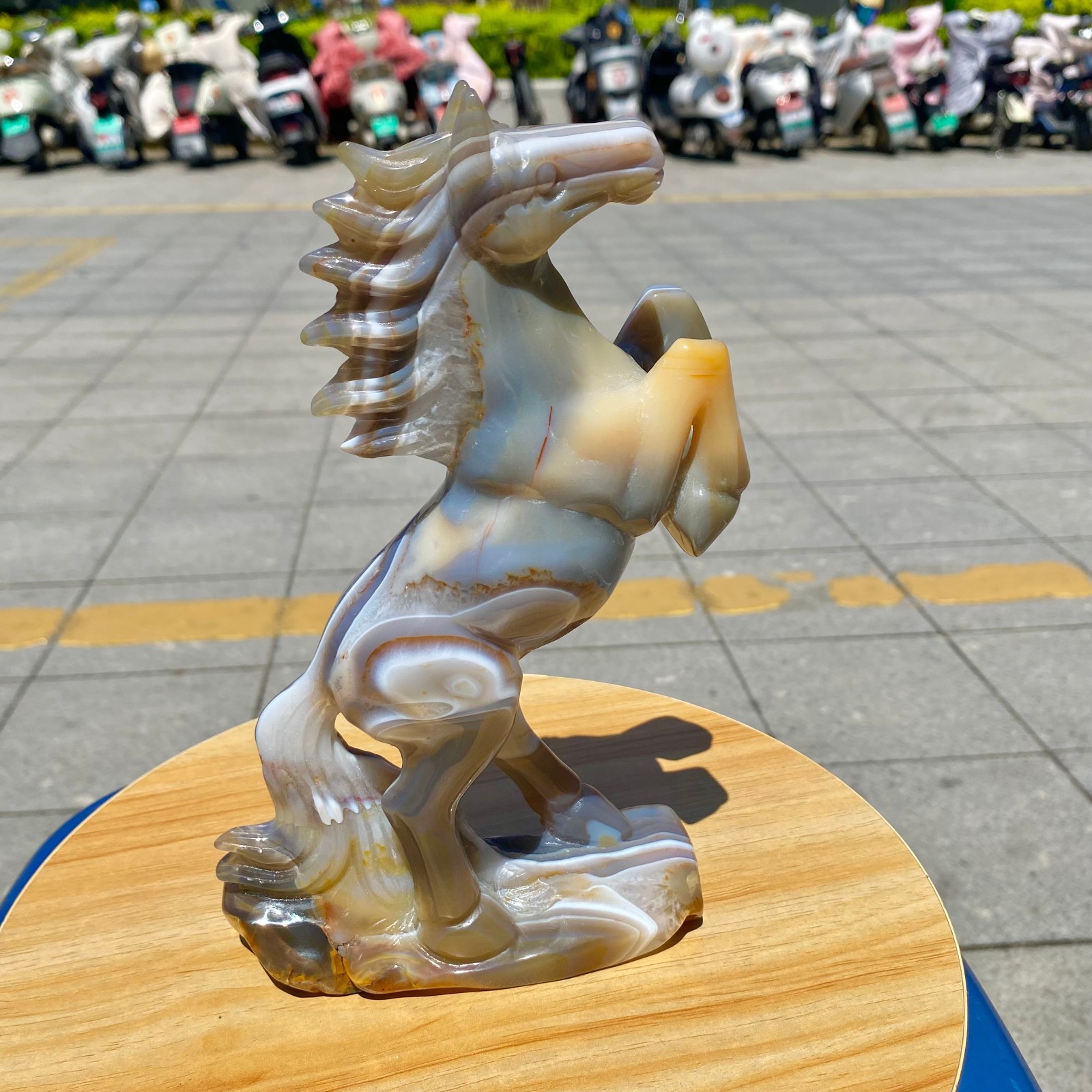 1.96LB Natural Agate Carved Horse Figurine, Exquisite Hand Carved Gemstone Statu